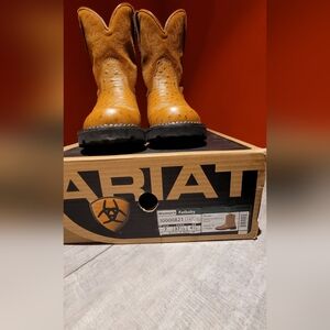 Ariat Women's Light Brown Western Boots